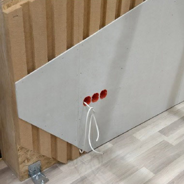 Pannelli in fibra di legno FiberTherm Install per livelli di installazione a parete